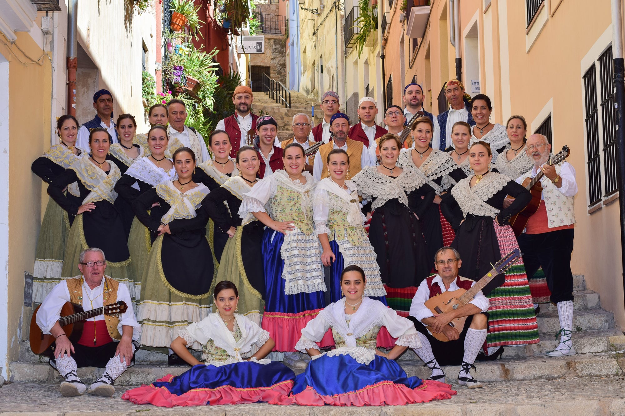 El grupo de coros y danzas de Biar