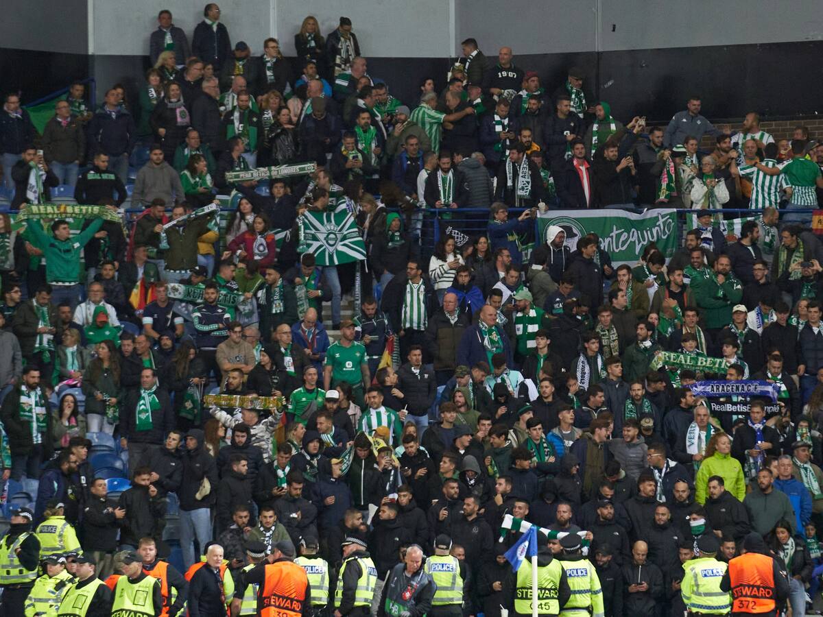 Iturralde González: “El insulto se ha normalizado en el fútbol y los jugadores no pueden consentirlo”