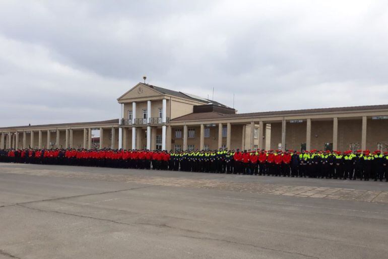 Concentración en la Academia Vasca de Policía y Emergencias