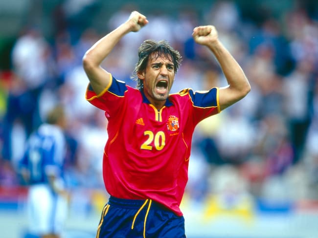 Ismael Urzaiz defendiendo la camiseta de España en la Euro 2000