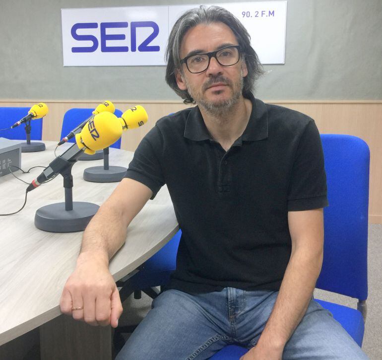 Manolo Pastor, presidente del Bm. Fem. Elda, y su Junta han puesto mucha ilusión en el Campeonato de España