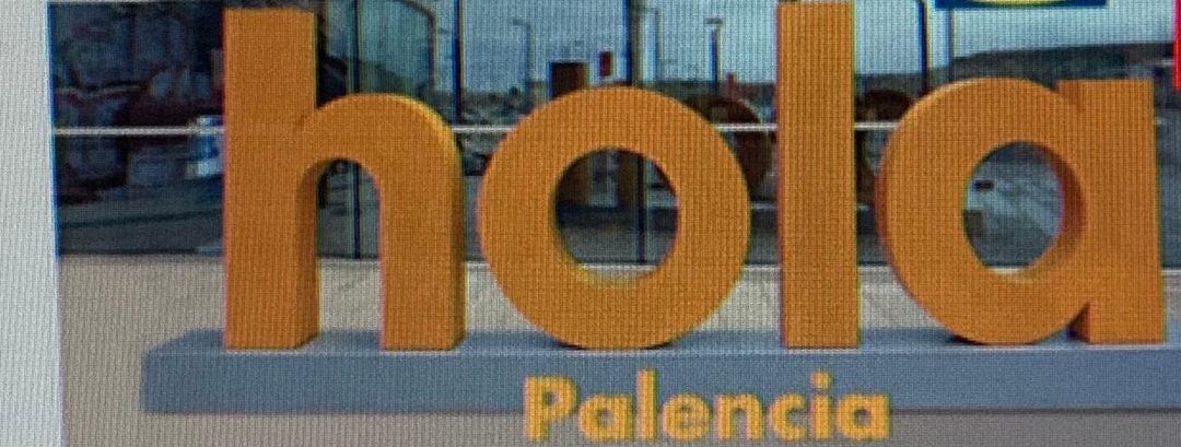 Un centro comercial de Valladolid hace campaña para atraer a palentinos el 2 de febrero