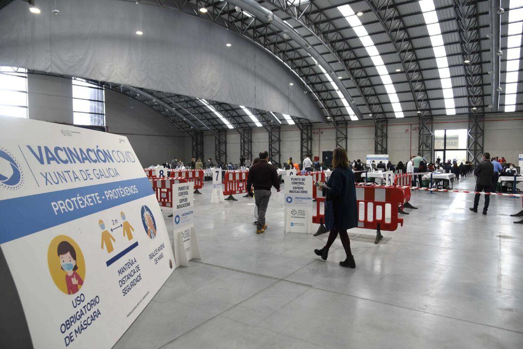 Vacunación masiva en el Ifevi.