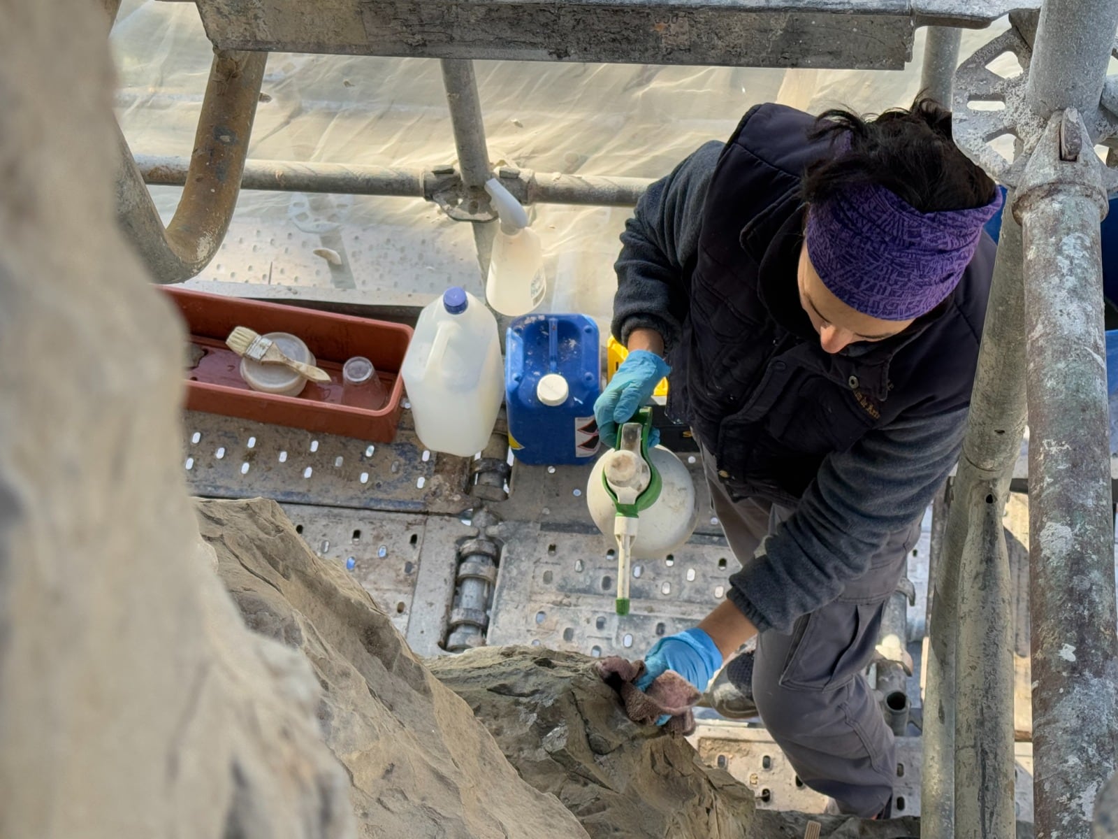 Trabajos de restauración en el monumento