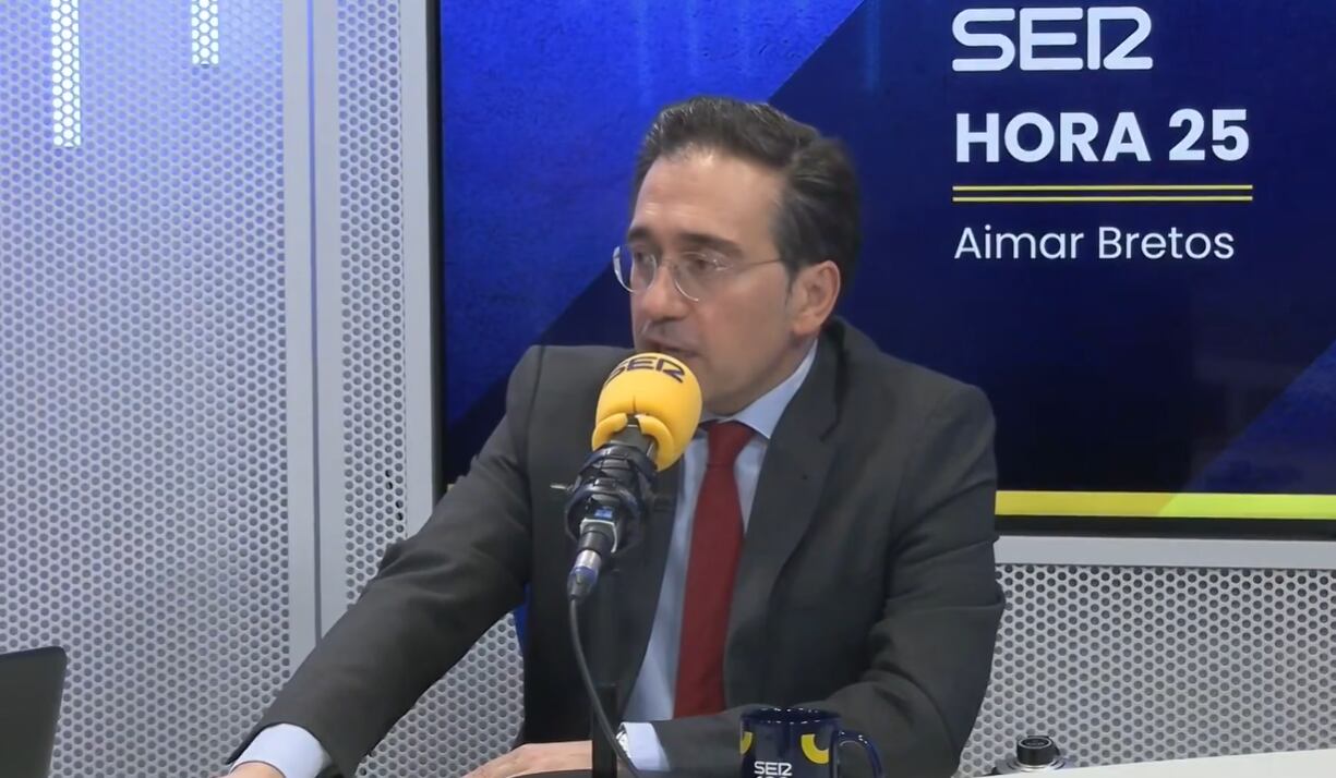 Albares desmiente a la Casa Blanca tras las declaraciones de su portavoz: "La postura de España no ha cambiado en absoluto"