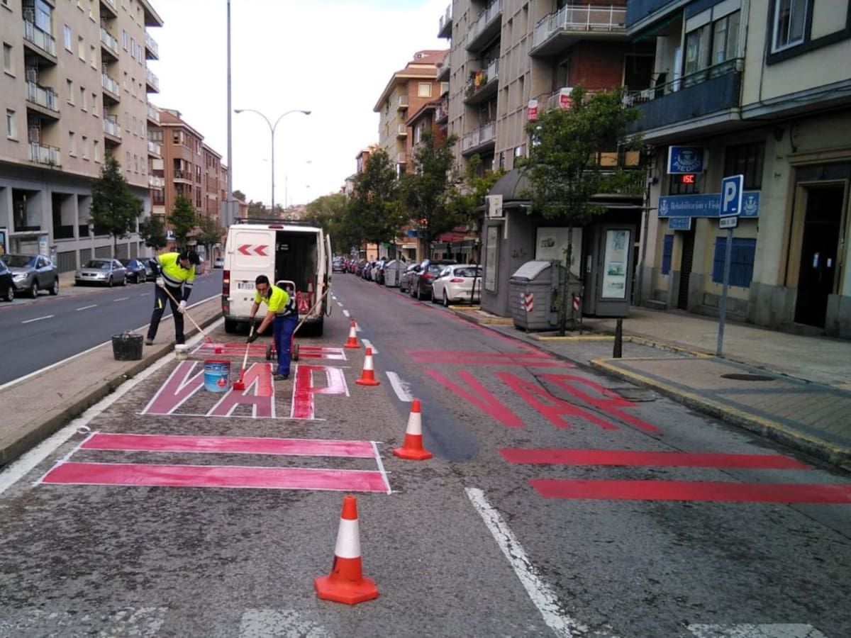 El ayuntamiento de Segovia adelanta la campaña de mantenimiento y reposición de la señalización vial