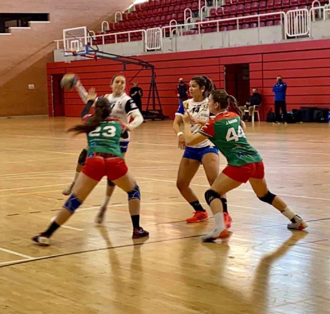 El Elda Prestigio prolonga su inercia ganadora