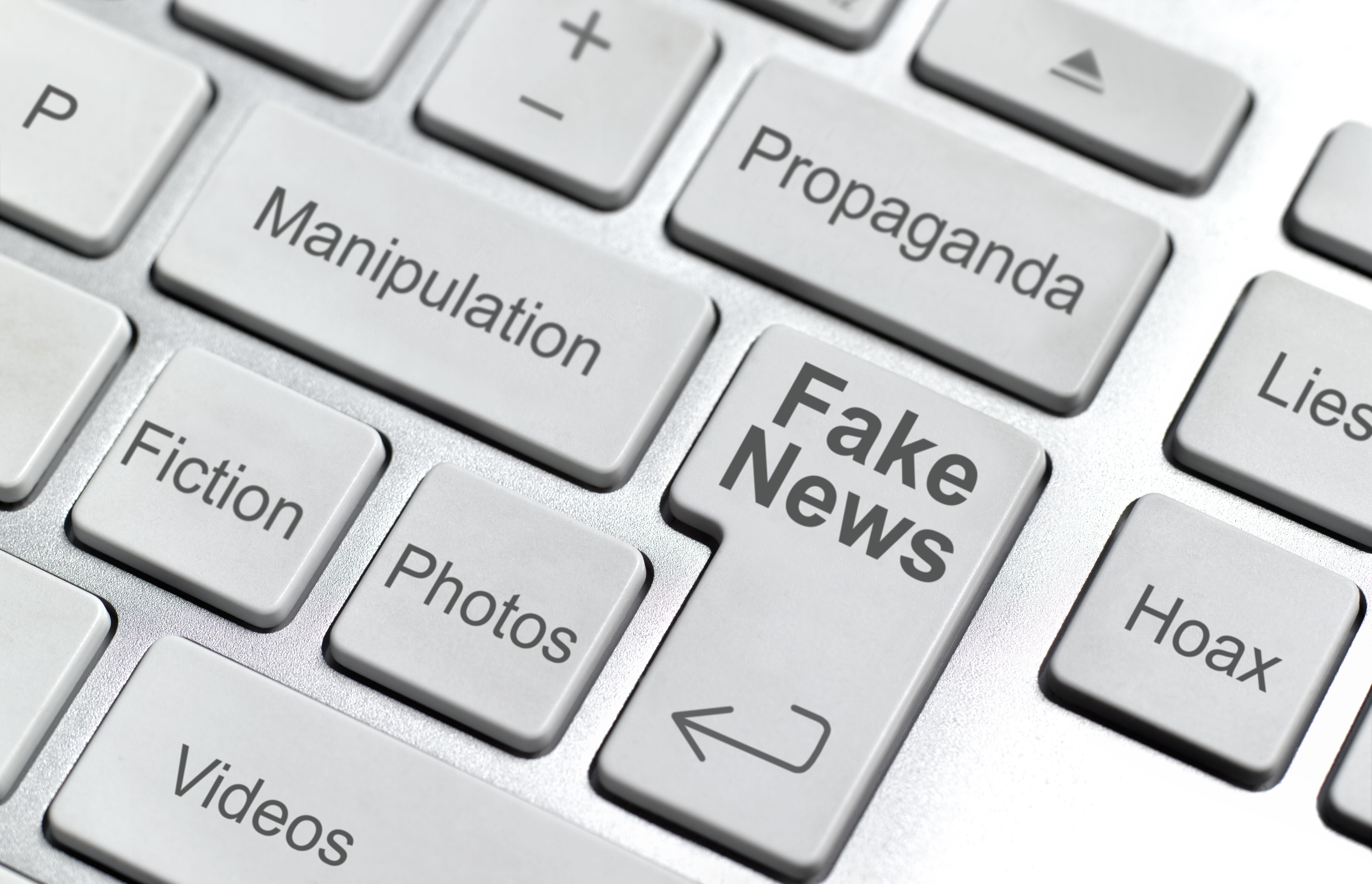 Las 'fake news' cada vez son más frecuentes por lo que es necesario saber reconocerlas.