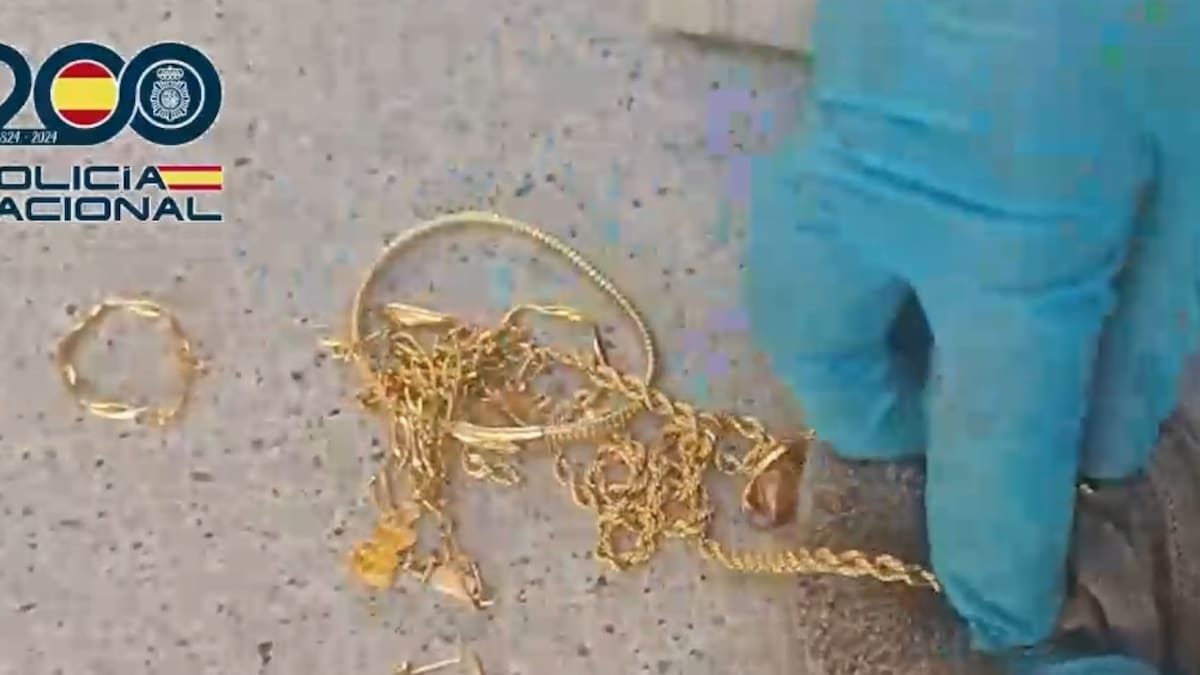 Los ladrones que iban en autocaravana: en Ibiza robaron un furgón blindado