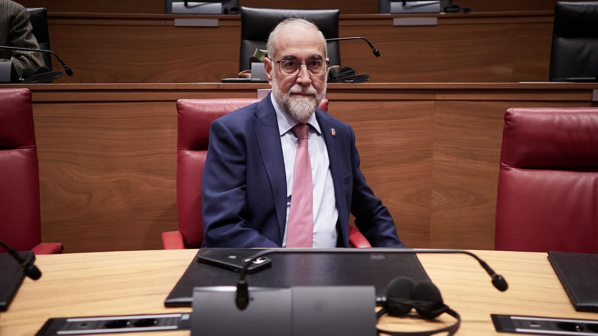 "Tapar las vías de agua, sí, pero sobre todo estaría bien encontrar el rumbo"