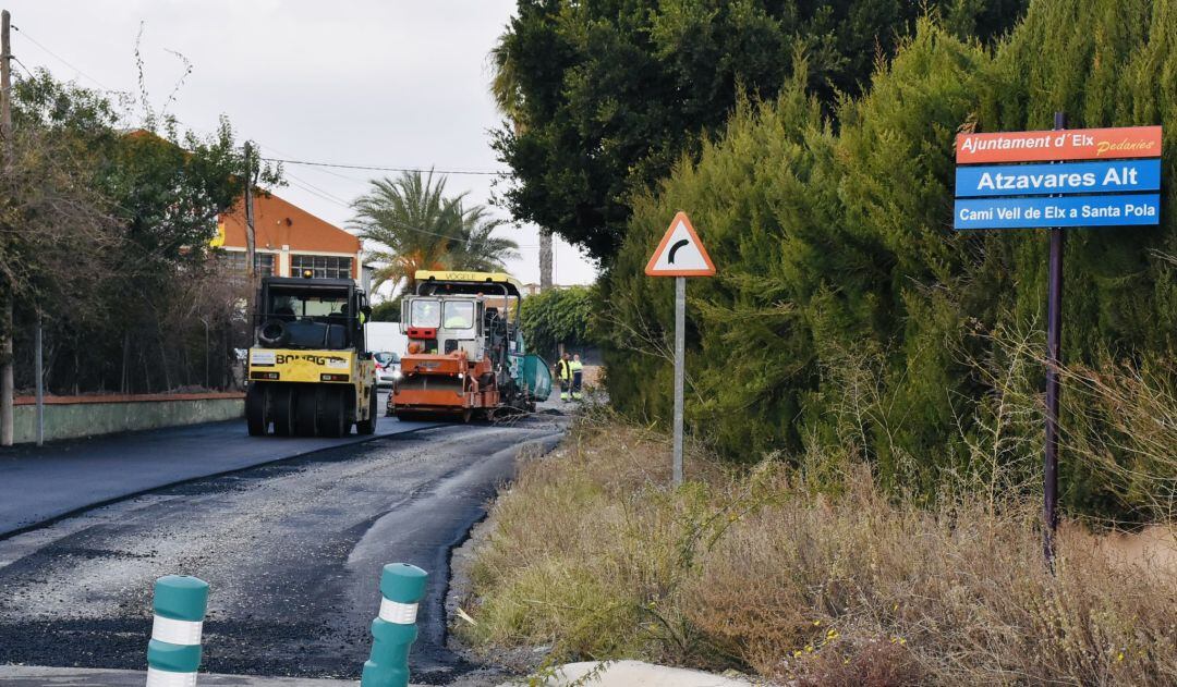 Asfaltado en Alzabares alto