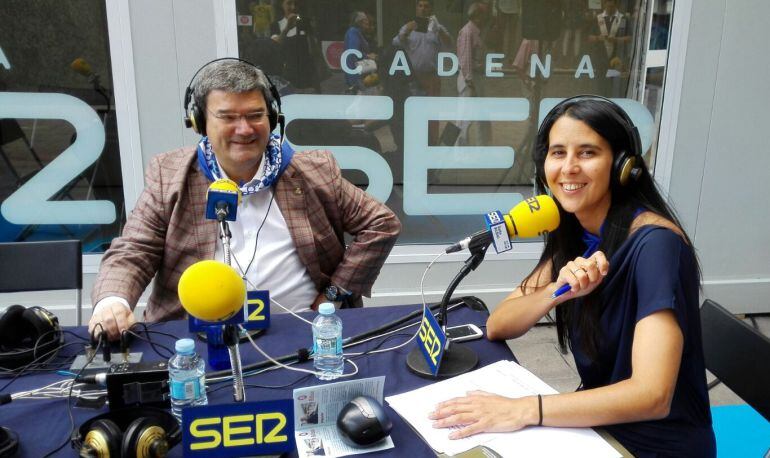 El alcalde Aburto en 'Hoy por Hoy' con Azul Tejerina