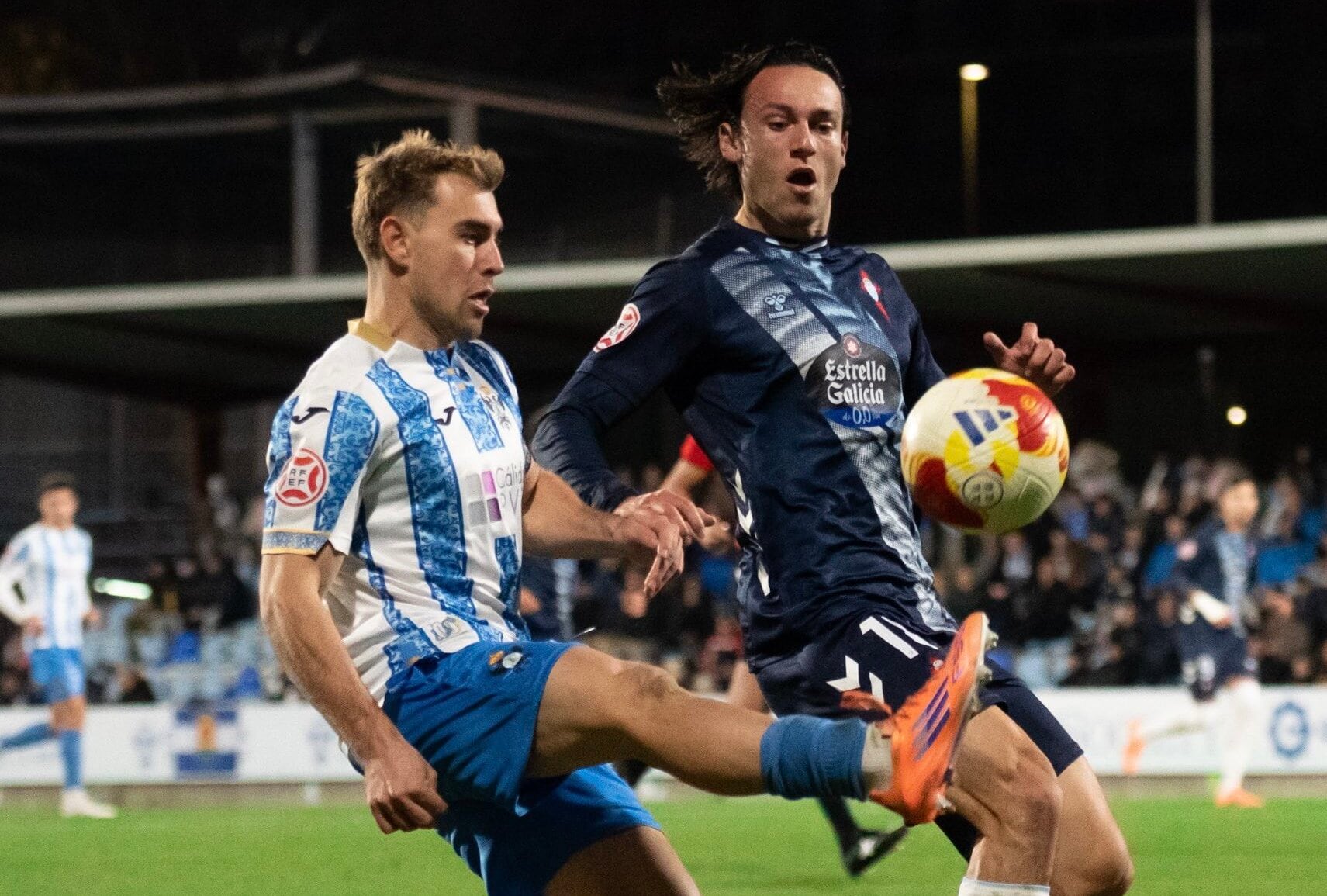 Edu Gallardo durante el partido ante el Celta Fortuna