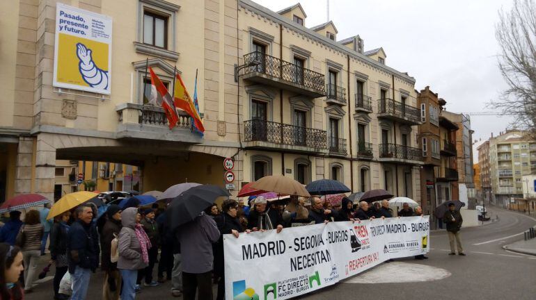Los manifestantes por el Directo llevan meses saliendo semanalmente a la calle contra viento y marea