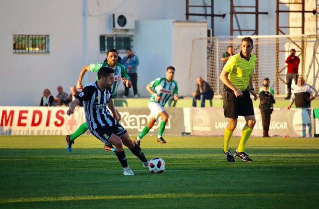 Moyita durante el partido frente al Atlético Sanluqueño