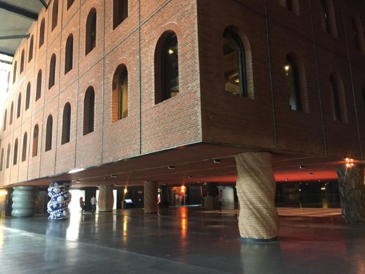 Deambula con SER Euskadi por Azkuna Zentroa