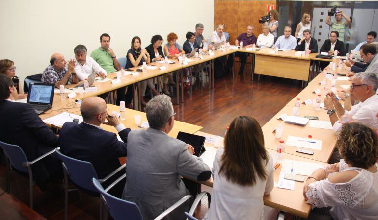 Reunió de la comissió de seguiment del CRT.
