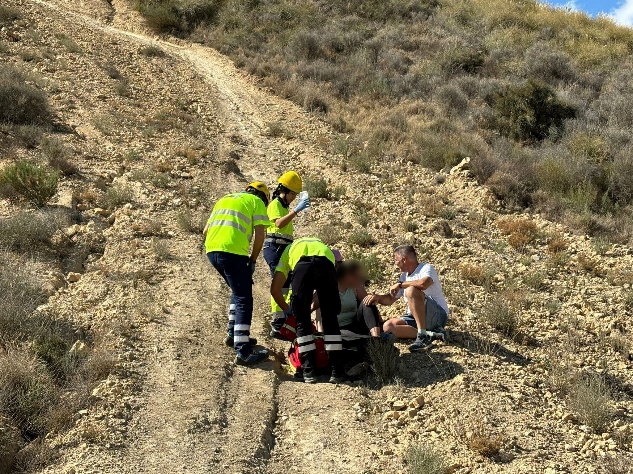 Rescatan a una senderista herida en un paraje de Puerto Lumbreras