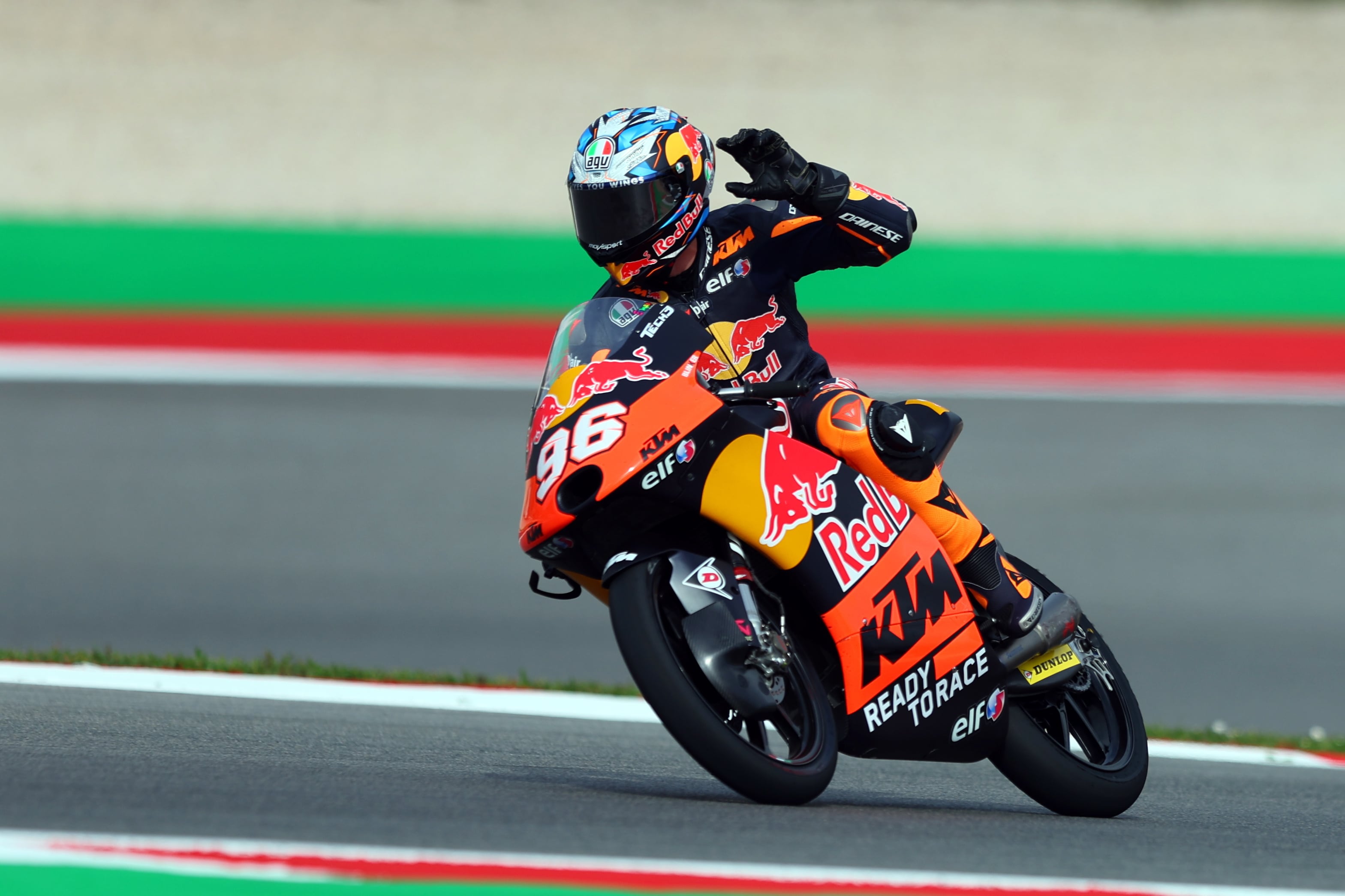 Portimao (Portugal), 24/03/2023.- Daniel Holgado logra la primera victoria en Moto3 EFE/EPA/NUNO VEIGA EPA-EFE/NUNO VEIGA