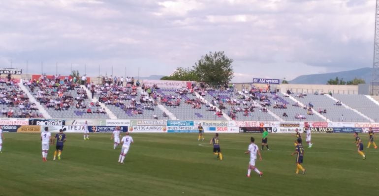 Imagen del partido entre el Jaén y el Cádiz
