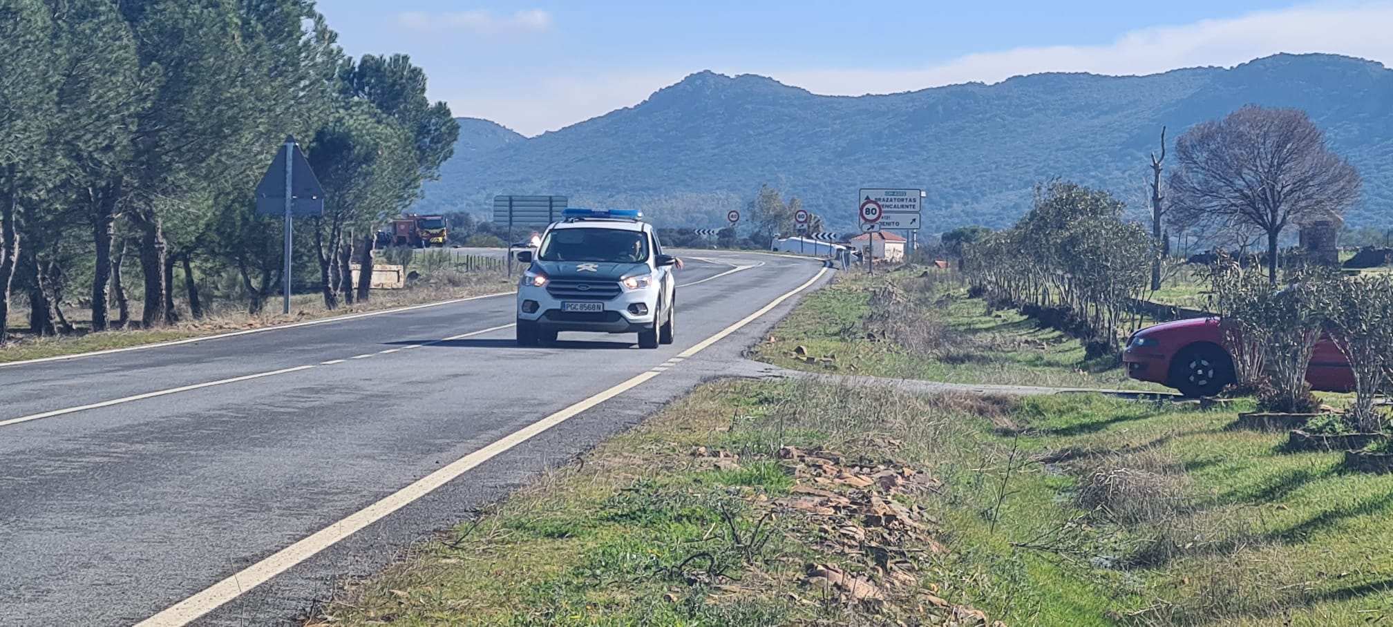 Vehículo de la Guardia Civil en la zona