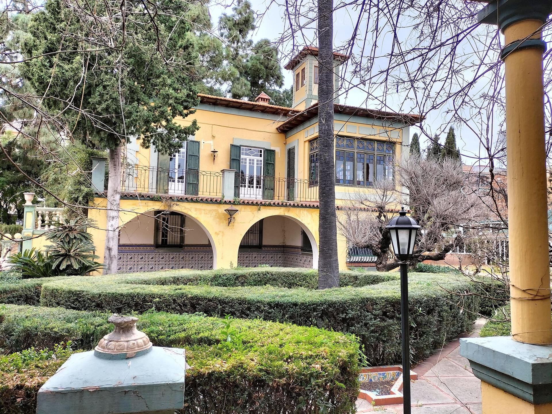 Archivo - Villa Amparo - BIBLIOTECA VIRTUAL MIGUEL DE CERVANTES -