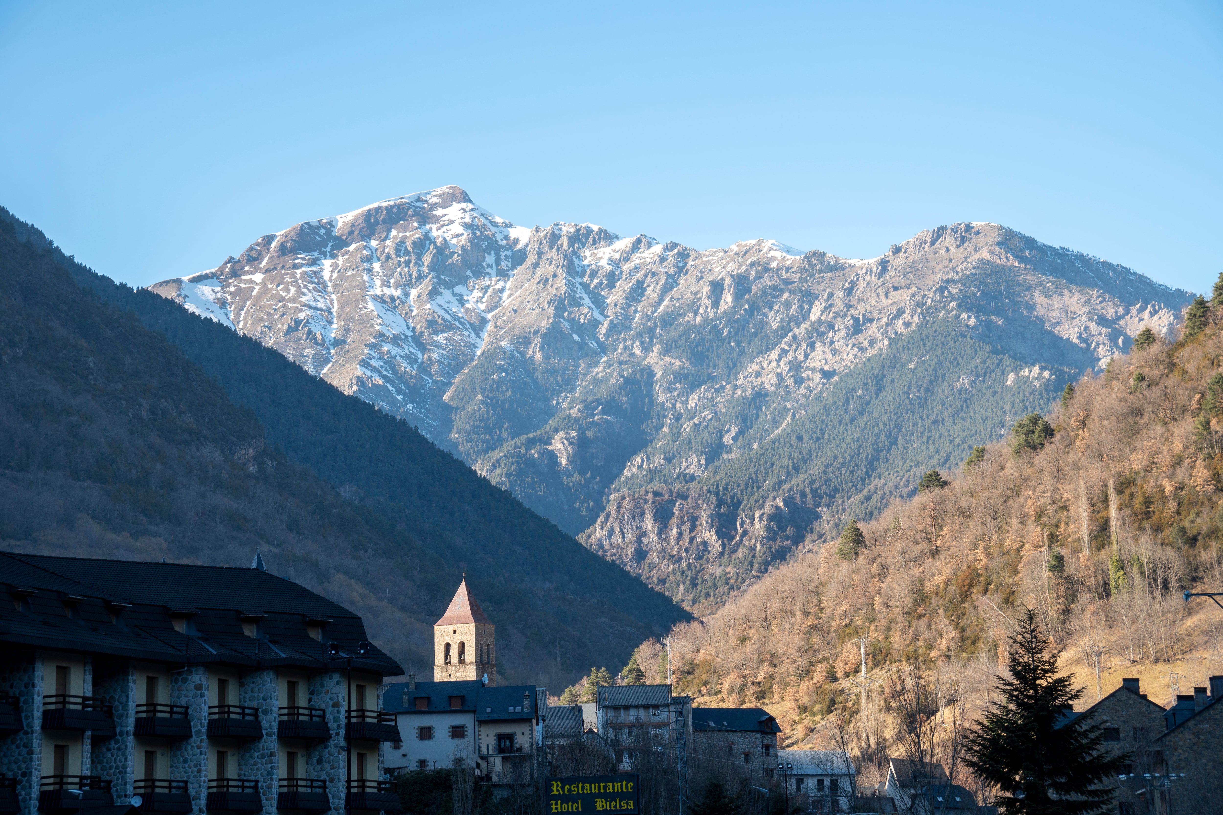 Los pueblos del Pirineo aragonés gozan de un paisaje privilegiado.