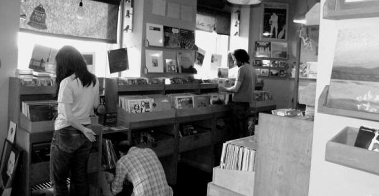 Radiocity Discos en la calle Conde Duque de Madrid