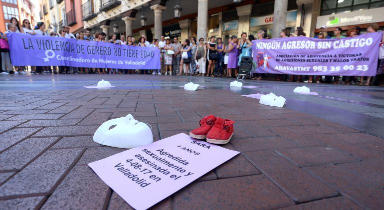 Concentración en repulsa por la muerte de la niña Sara