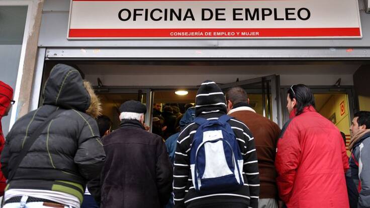 Carlos Bravo: “Se necesitan orientadores y protección económica para los parados de larga duración”