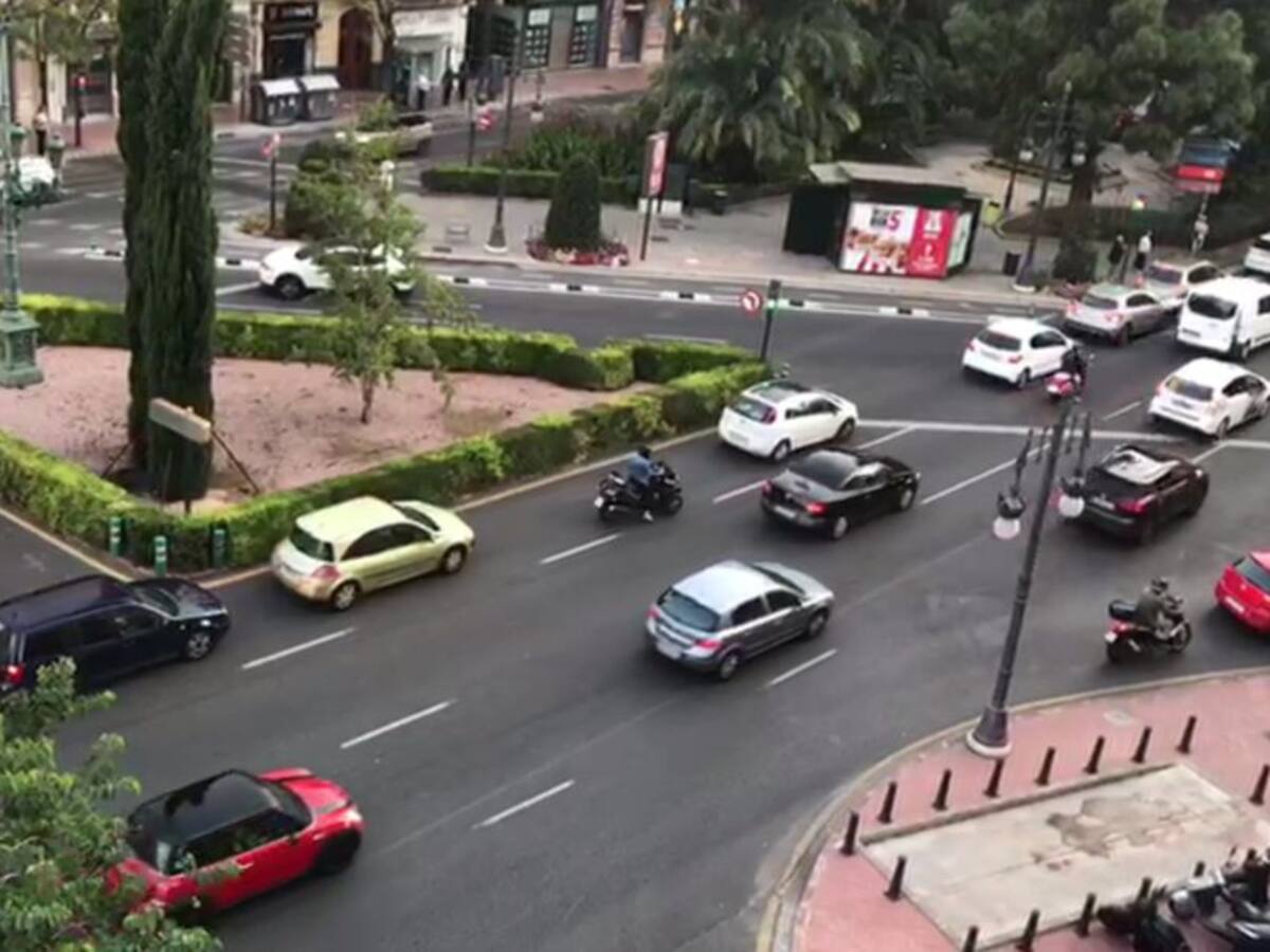 Los vecinos de Gran Vía piden un plan integral de tráfico tras los problemas en Ruzafa y Jacinto Benavente