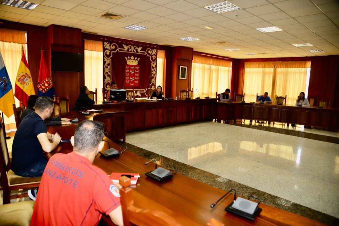 Reunión de coordinación en el Cabildo de Lanzarote.