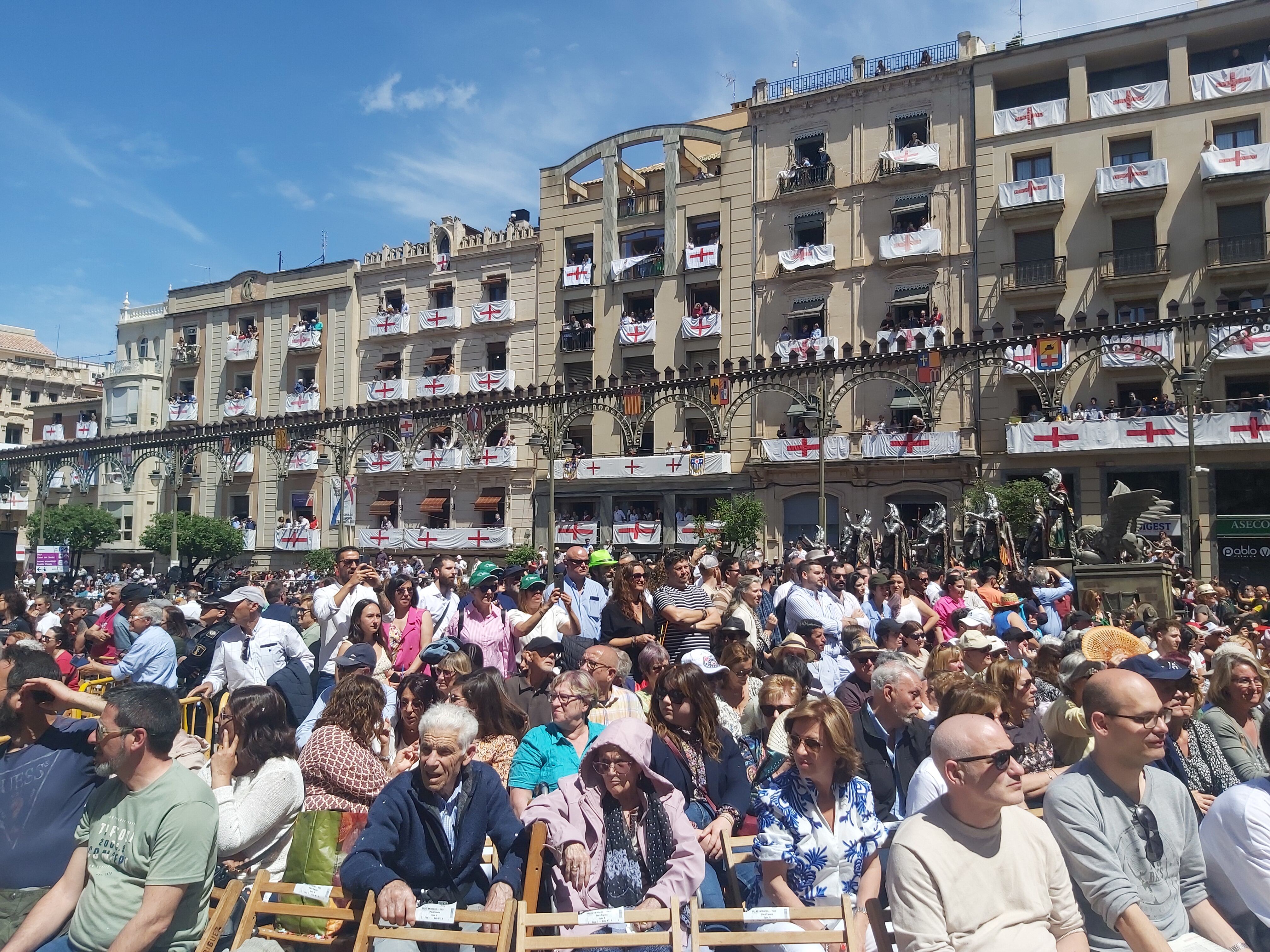 Vista general plaza de España de Alcoy el pasado día de la Entrada