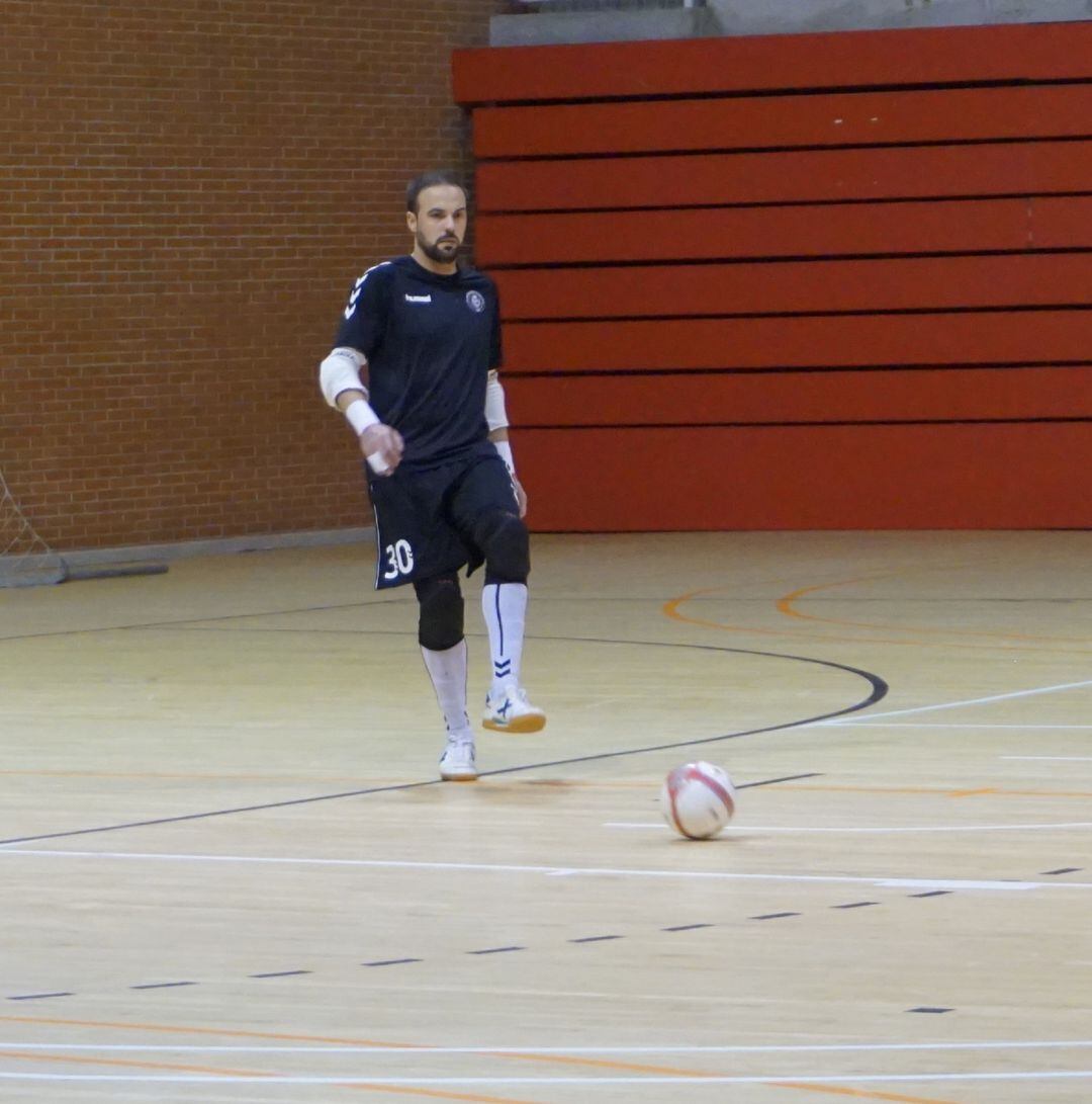 Aarón García pondrá el candado en la meta dle Nueva Elda