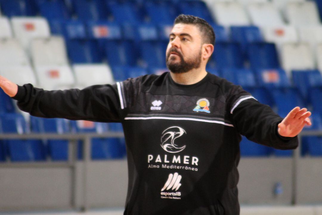 Pau Tomàs, entrenador del equipo balear.