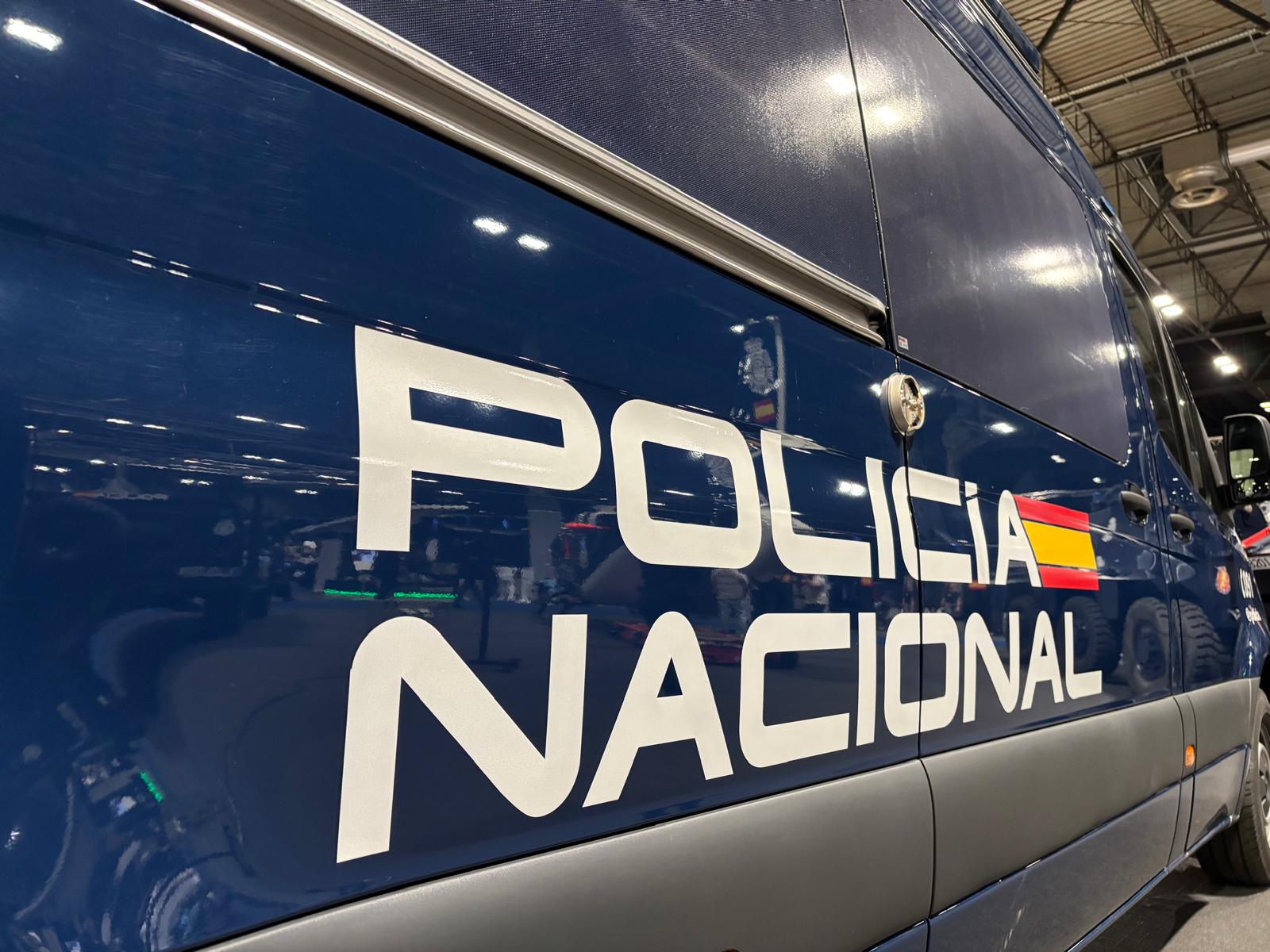 Furgoneta de la Policía Nacional