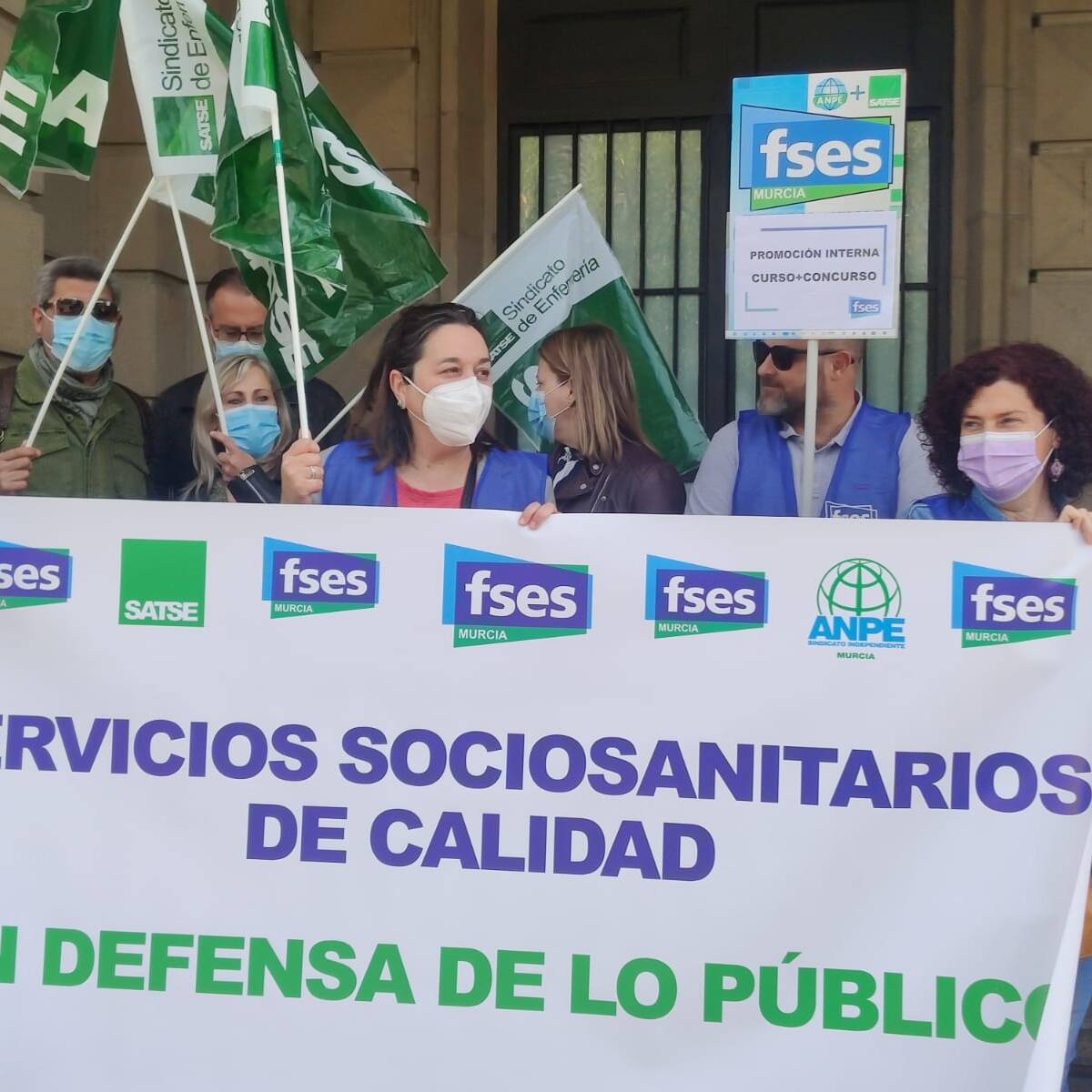 La Federación de sindicatos de sanidad y educación, FSES, protesta contra los recortes de personal anunciados por el IMAS
