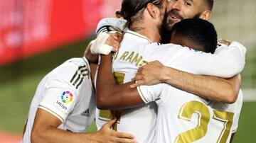 "Está fuera de forma, de peso y tiene un comportamiento irregular en el Real Madrid"