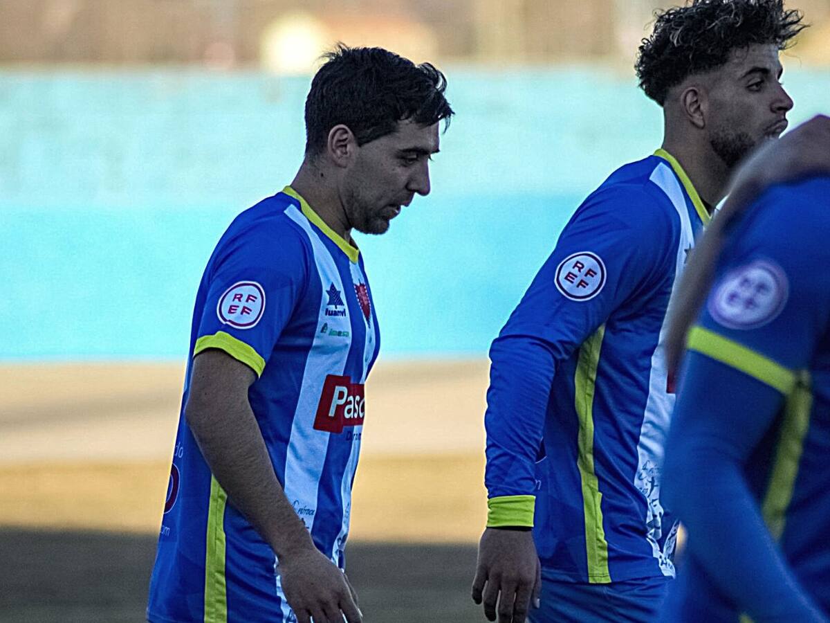 El extremo argentino de la Arandina, El Chirola Romero, repasa en El Banquillo el gran momento del equipo y sus aspiraciones de ascenso a 2ª RFEF