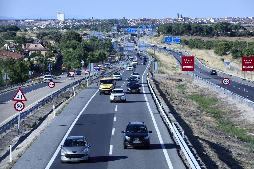 La Operación Salida del sábado arranca con algunos accidentes y retenciones.