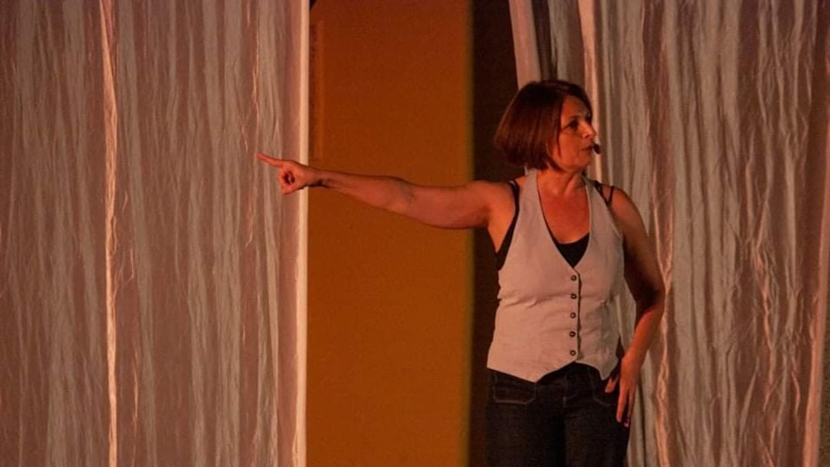 La narradora, Eva Andújar, realizará una actividad en la Biblioteca Municipal de Xàtiva. En "Hoy por Hoy", hemos conversado con ella para desglosar todo lo que tiene preparado