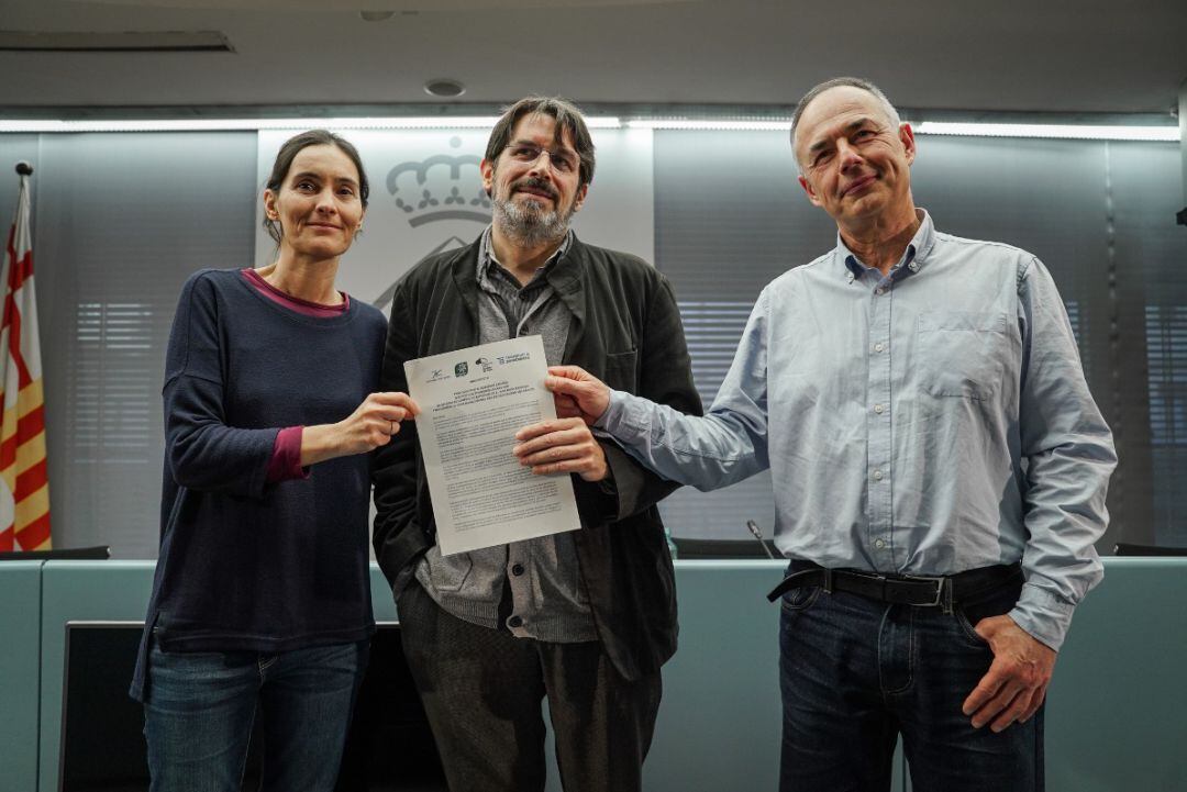 Marcia Garcia, d'Ecologistes en Acció, Frederic Ximeno, Comissionat d'Ecologia, i Carlos Bravo, d'Aliança Mar Blava