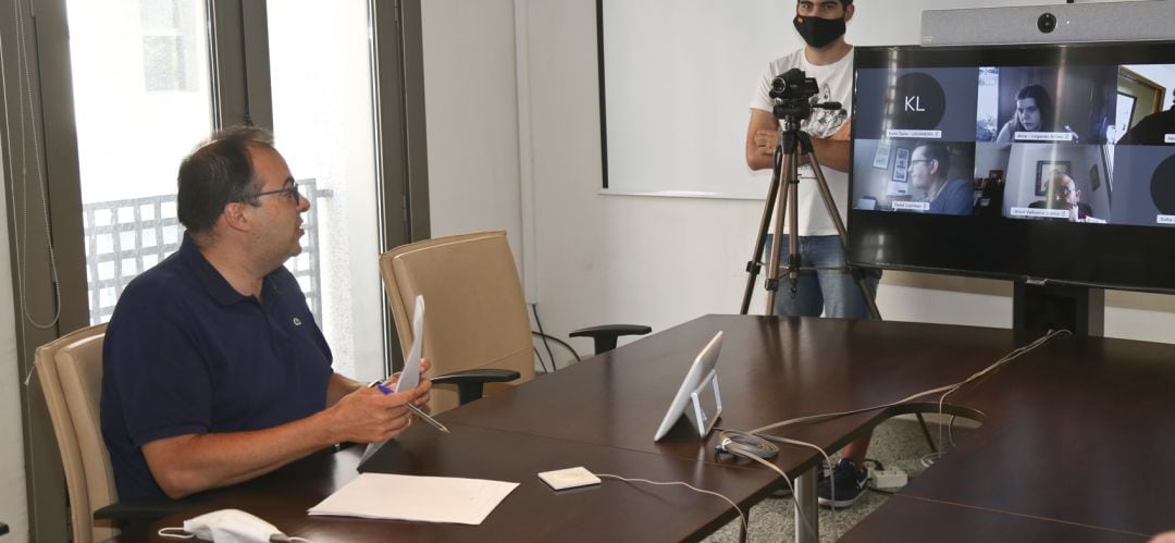 El alcalde de Leganés, Santiago Llorente, durante la presentación del borrador de ordenanzas.