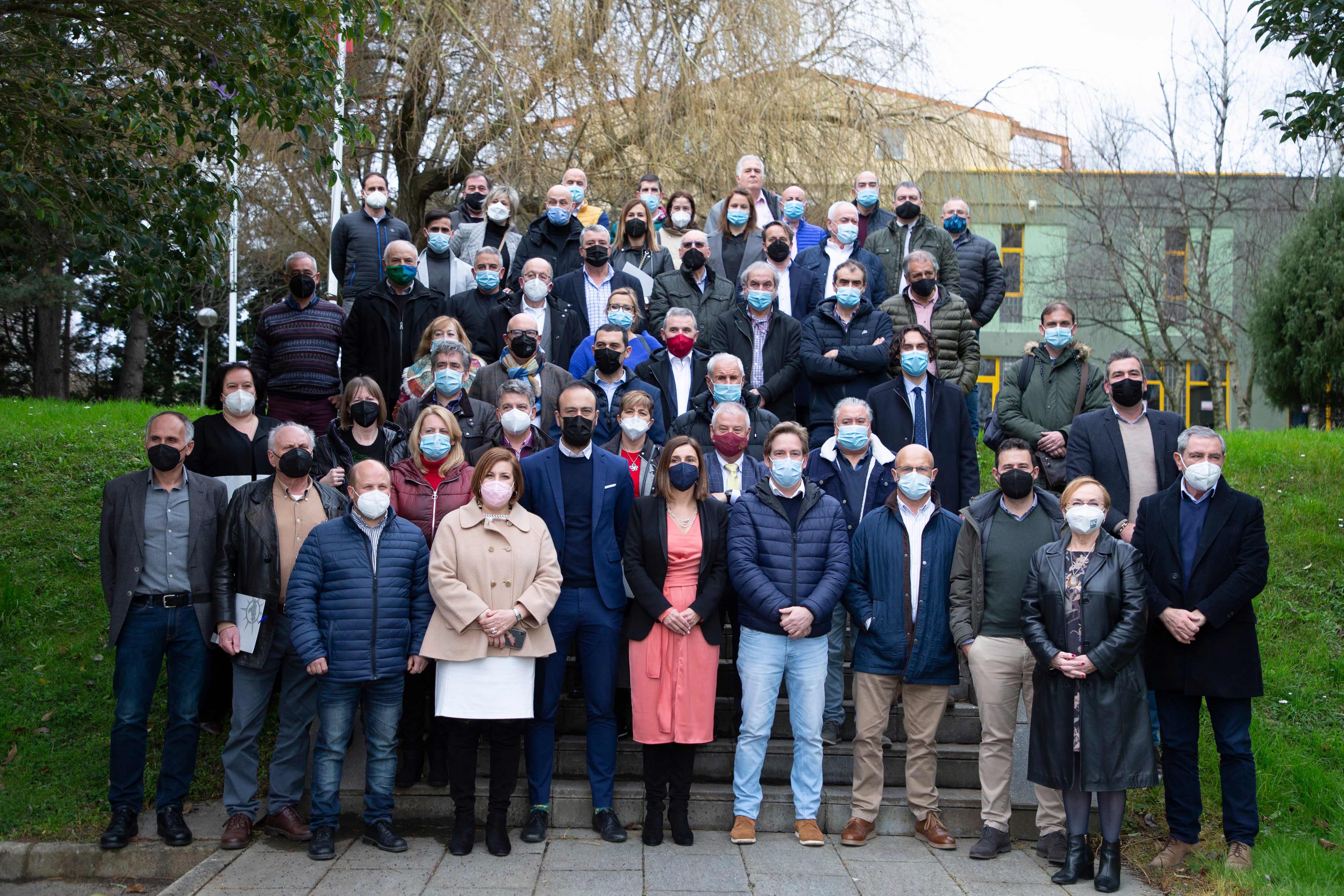 La consejera de Presidencia, Interior, Justicia y Acción Exterior, Paula Fernández, presenta el estudio base de delimitación comarcal de Cantabria a los alcaldes y representantes municipales
NR
16 FEB 22