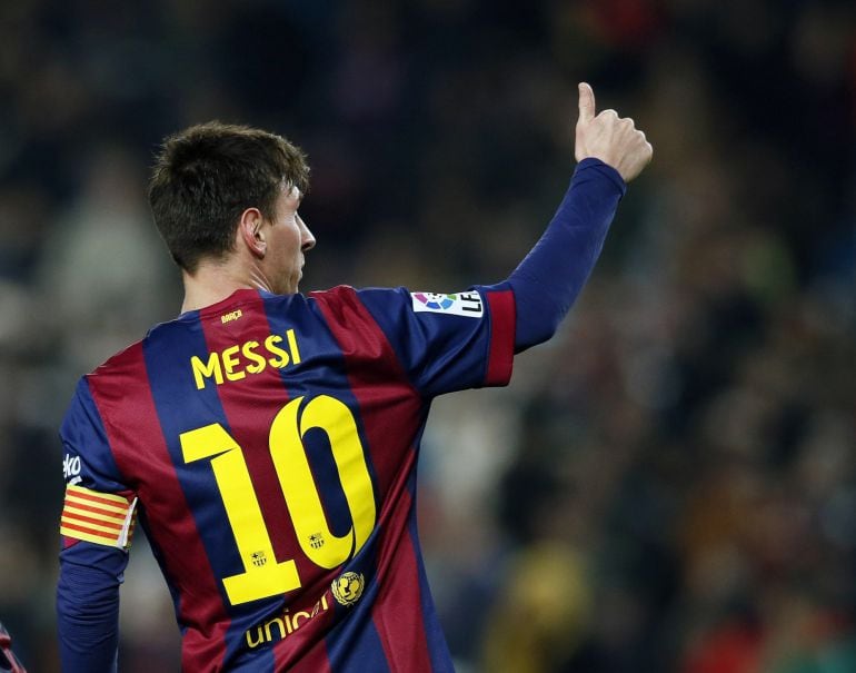 Barcelona&#039;s Lionel Messi celebrates a goal against Elche during their Spanish King&#039;s Cup trophy match at Camp Nou stadium in Barcelona January 8, 2015.  REUTERS/Albert Gea (SPAIN - Tags: SPORT SOCCER)