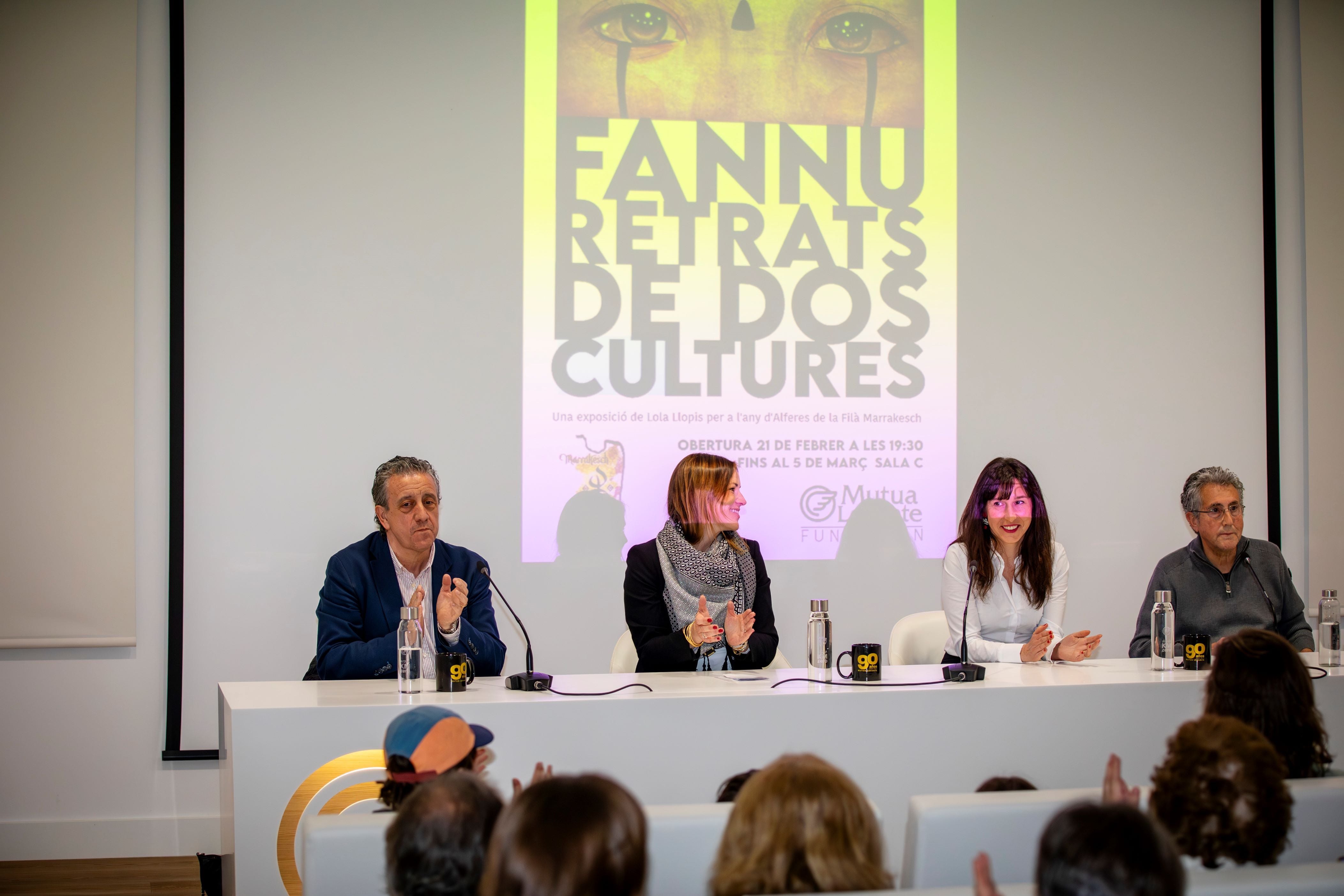 Un momento de la inauguración de la exposición &#039;Fannu, retrats de dos cultures&#039; en Fundación Mutua Levante.