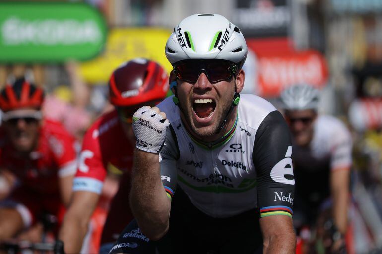 El británico, Mark Cavendish, celebra una victoria en el Tour de Francia.