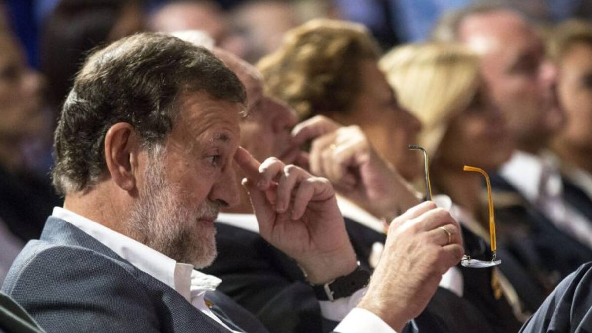 La firma de Àngels Barceló: 'Rajoy tendrá que seguir respondiendo, aunque le dé pereza'