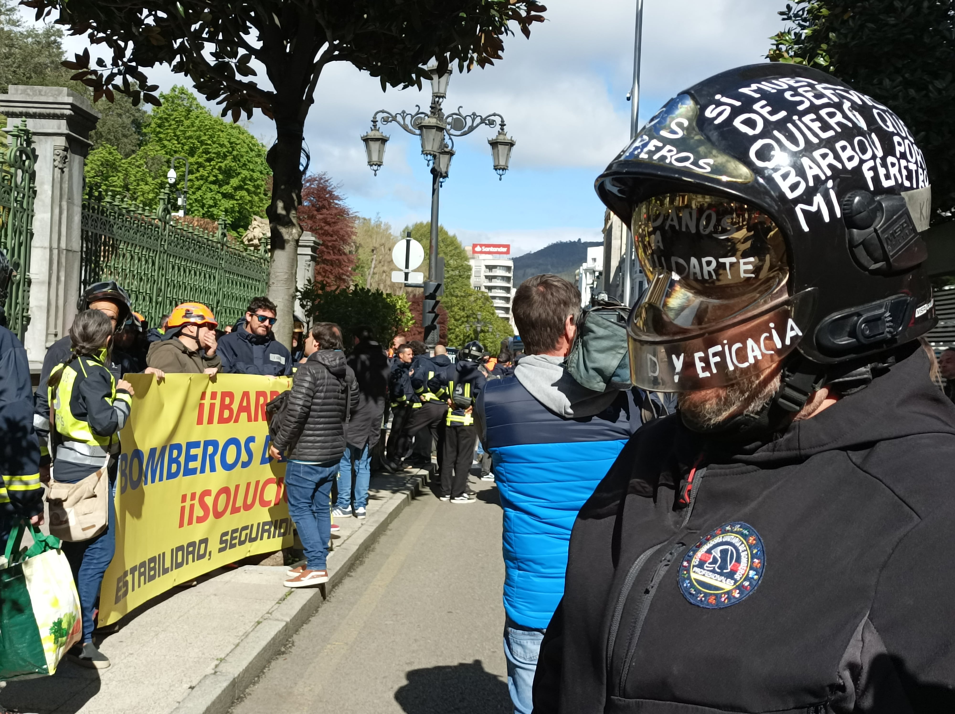 Momento de la protesta, en Oviedo