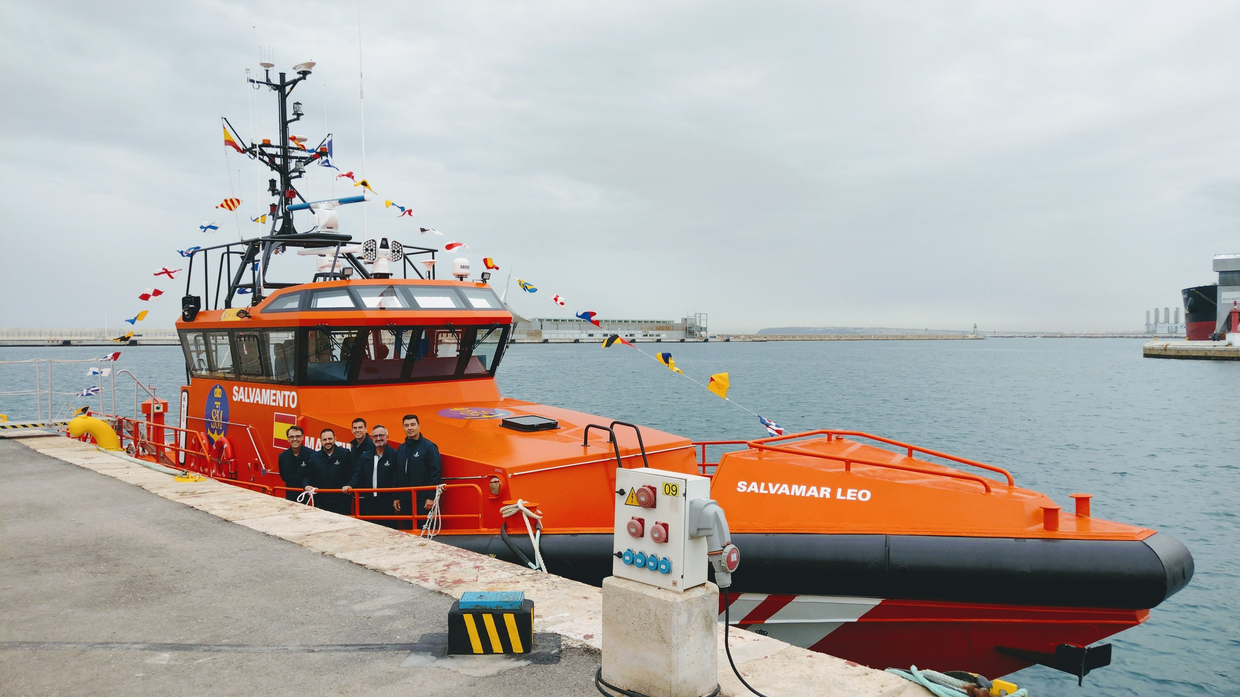 Presentación de la embarcación Salvamar Leo con base en el Puerto de Alicante